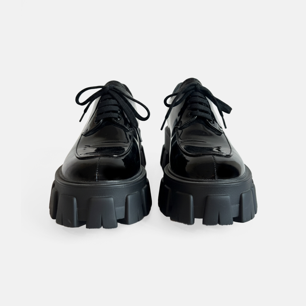 Super Flea Market+Prada +Black patent leather brogues +Lena Lademann2